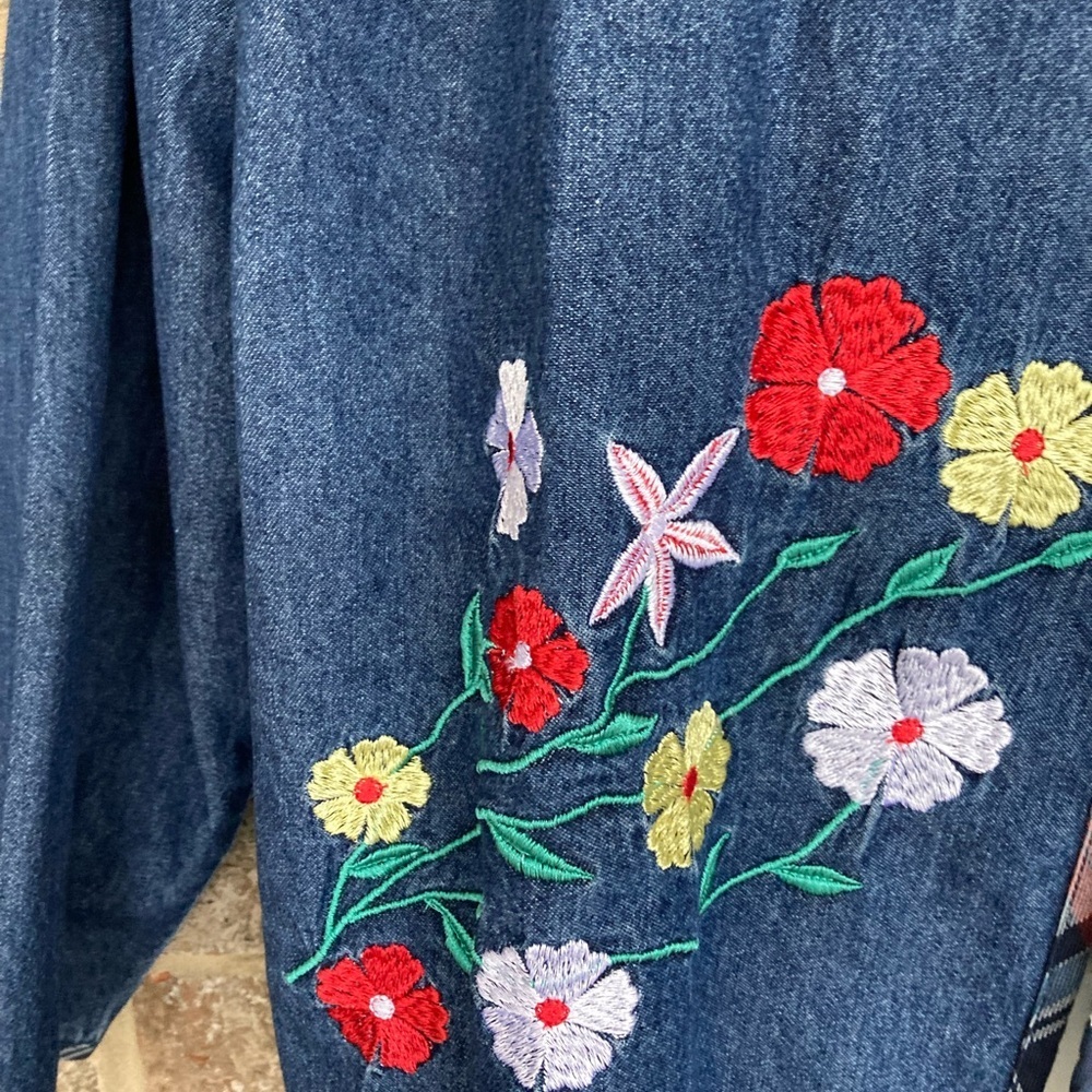 Floral Embroidered Country Store Catalog Denim Cardigan Size 2X - Picture 6 of 13